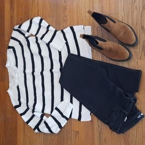 Goodthreads Black and white striped sweater small